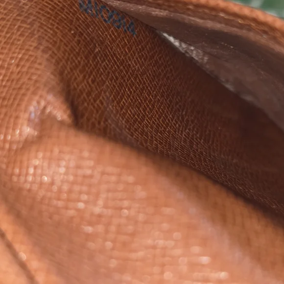 Louis Vuitton International Monogram Wallet Full Inclusion & COA - Picture 12 of 12